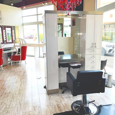 Flexible Hair Station with High Volume of Walk-In Traffic