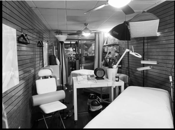 PRIVATE ROOM or SEMI PRIVATE HAIRSTATIONS Hairstylist, aestheticians, Lash technician, massage tech