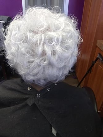 Sola Salon Studios in Mentor, OH – Salon Suite for Rent