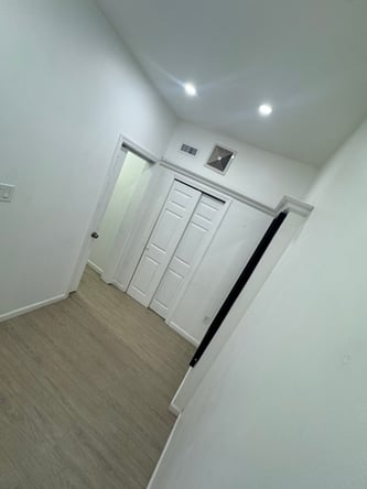 Salon suite (times square area)