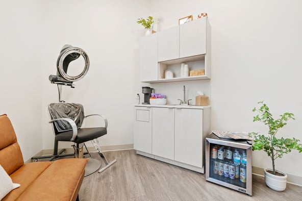 MY SALON Suite in NE Blaine, MN – Salon Suite for Rent