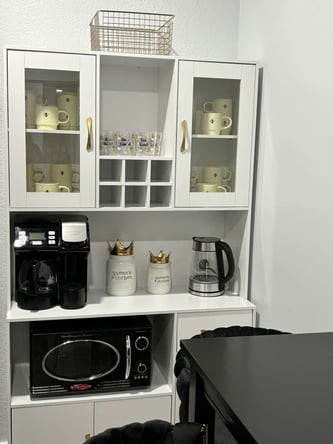 Honeycomb Salon Suites & Chairs for Rent in Glendale, AZ