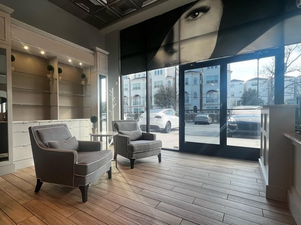 Beauty Professionals Wanted: Rent Your Space at Savvy Beauty!