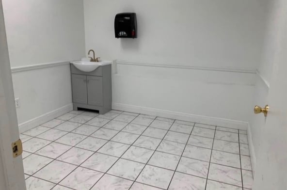 $189 / 100ft2 – Private Spa Suite Rental Near Orlando | Wellness Treatment Space (Altamonte Springs)