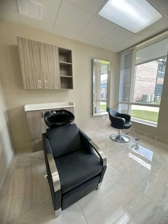 Luxury & affordable Salon Studios for rent in Alexandria, VA