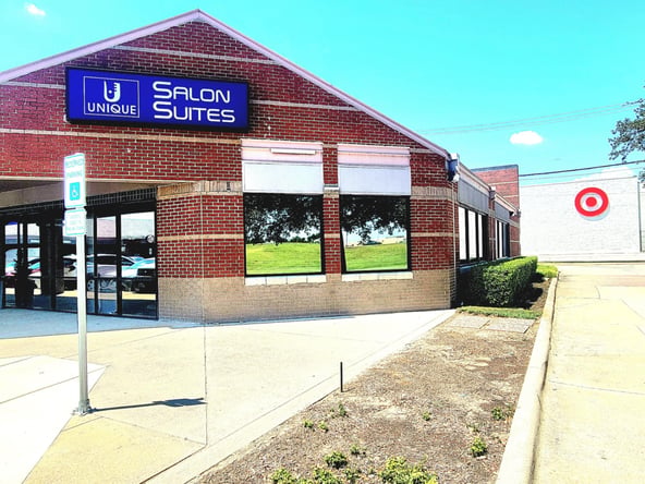 UNIQUE SALON HAS AVAILABLE SUITES IN PLANO!! WONDERFUL LOCATION!