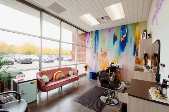 Sola Salon Studios in Columbus, OH – Salon Suite for Rent