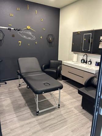 Luxury Salon Suites for Rent – Be Your Own Boss at Salon Art Studios!