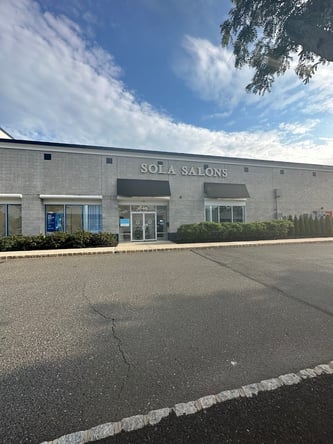 Sola Salon Studios in Holmdel, NJ – Salon Suite for Rent