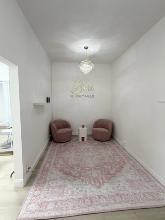 Beverly Hills Luxury Salon Chair Rental for Established Stylists (Part-Time)