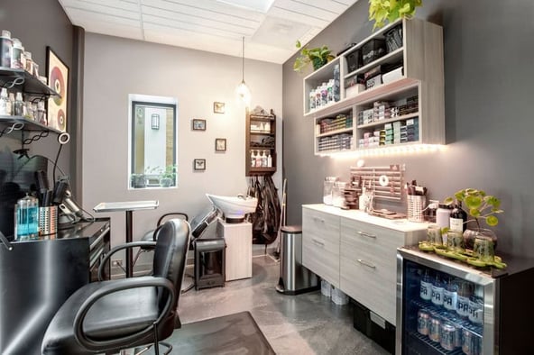 Sola Salon Studios in Hillsboro, OR – Salon Suite for Rent