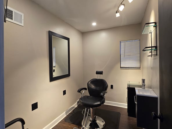 Private Salon Suites in Northwest Detroit – Starting at $150/week