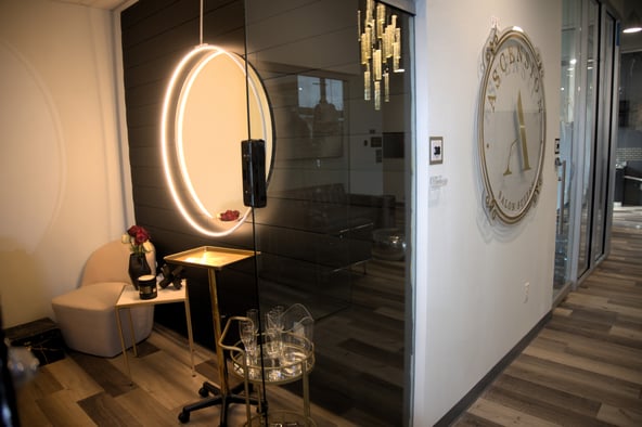 We’ve got BIG news!  Ascension Salon suites is offering a limited-time special leasing offer! 