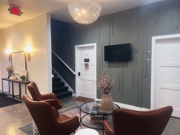 The Circle Suites