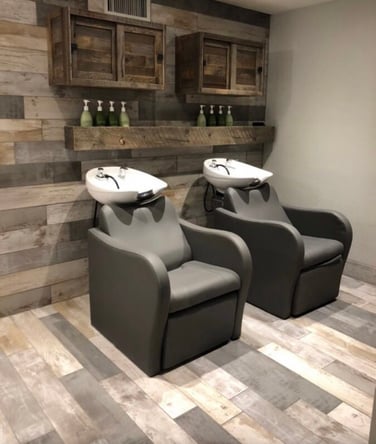 Salon Chair Rental