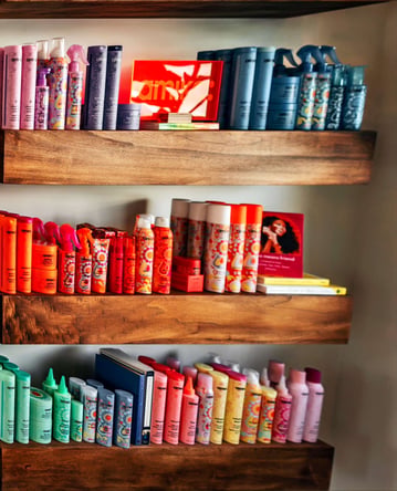Are you in search of a salon home where you can create your art freely?