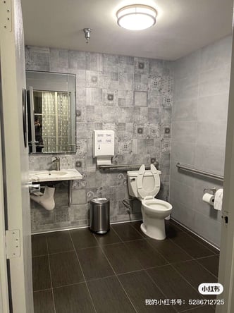 Private salon studio for rent