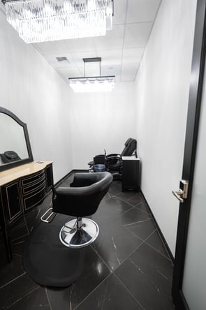 Luxury Salon Suites for Rent in Henderson