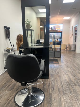 Upscale Salon Rentals with 24/7 Access and Marketing Support
