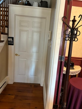 2 chair salon in a victorian home located in Mountville, PA ,on a prime location.