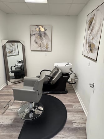 Private Salon/Wellness Suites Move-in Ready!