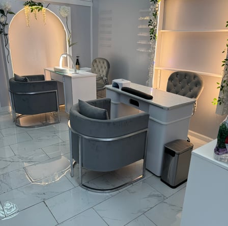 Salon Stations for Rent in MONTCLAIR NJ – ONE MONTH FREE!!!