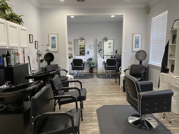 4 Stations and 1 Nail Station available now