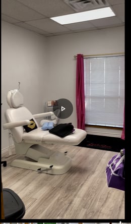 Step Into Success: Chic Salon Suite Ready for Your Business!