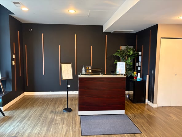 Private Treatment Rooms & Booth in Bronzeville & Homewood