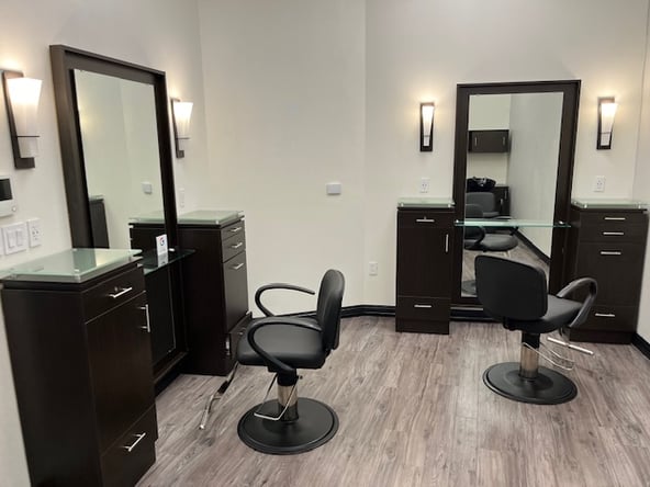 MY SALON Suite in Orange Park, FL – Salon Suite for Rent