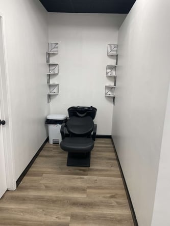 Barbers wanted