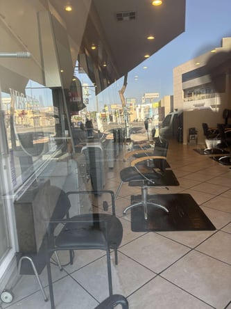 Hair Stations for Rent in a Beloved Tarzana Salon!