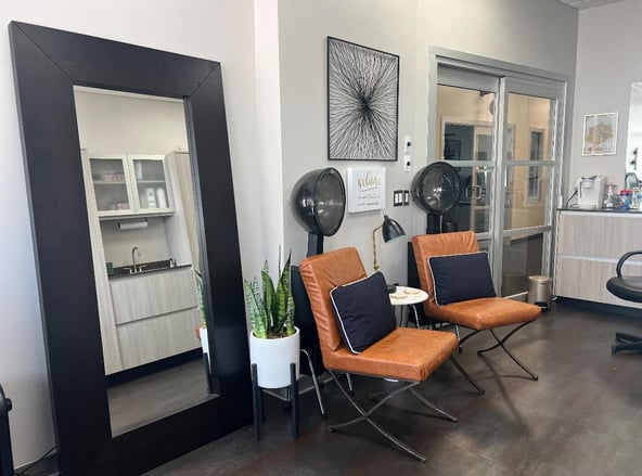 Sola Salon Studios in Westland, MI – Salon Suite for Rent