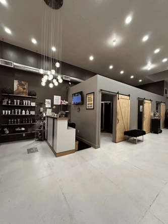 BEAUTY STATIONS AVAILABLE FOR RENT IN A GREAT LOCATION IN THE HEART OF PASADENA