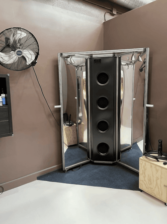 BEAUTY STATIONS AVAILABLE FOR RENT IN A GREAT LOCATION IN THE HEART OF PASADENA