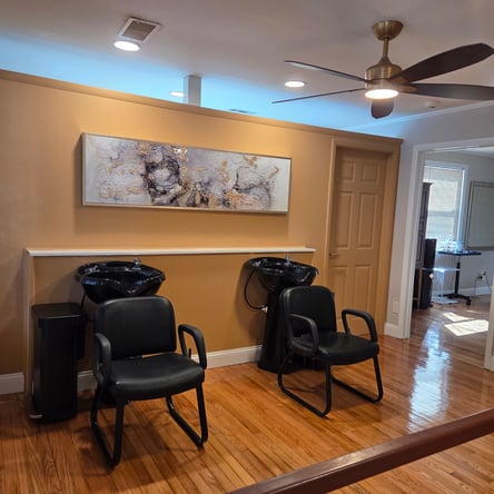 Booth Rent-Newly Renovated Salon West Ashley