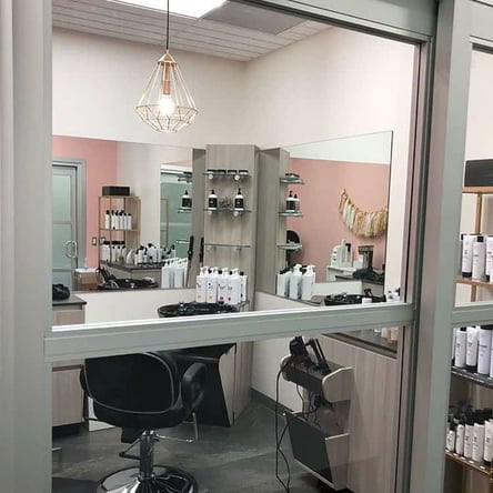 Sola Salon Studios in Schaumburg, IL – Salon Suite for Rent