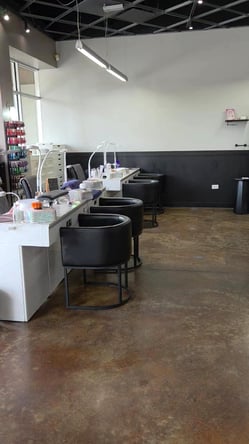 Salon Chairs and Private Suites for Rent in Trinity, FL