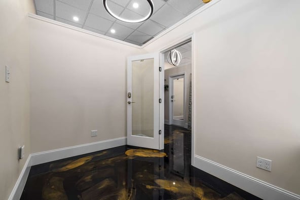 Luxury Salon Suites For Rent
