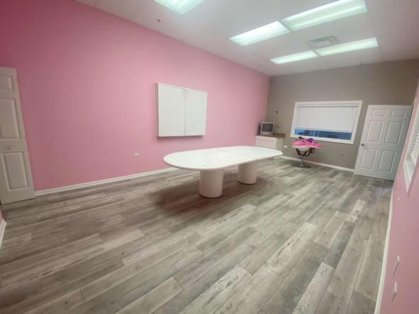 Private Salon Suites for Rent in Naperville!