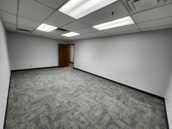 Design Your Own Private Suite – Brookfield, WI on Bluemound Rd 300-1,236 Sq Ft