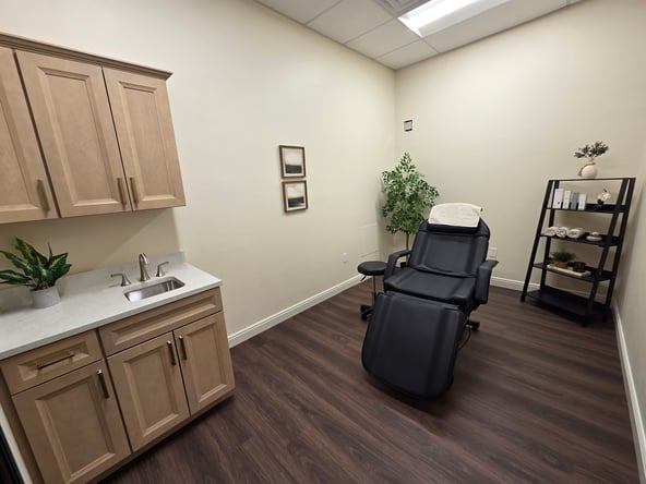 LUXURY Salon & Med Spa Suites in Saratoga Springs – Get Your FIRST MONTH FREE!