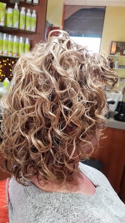 Sola Salon Studios in Cordova, TN – Salon Suite for Rent