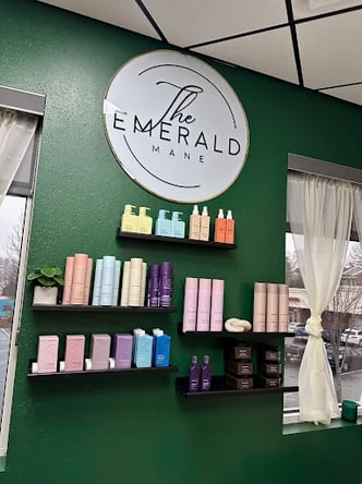 Luxury Salon Suites Avaliable