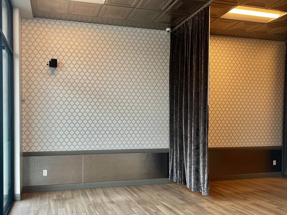 Beauty Professionals Wanted: Rent Your Space at Savvy Beauty!