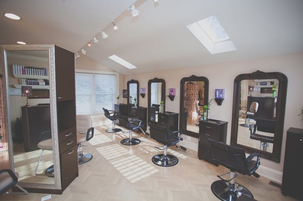 Salon Chair for Rent – Barber or Stylist are welcome.