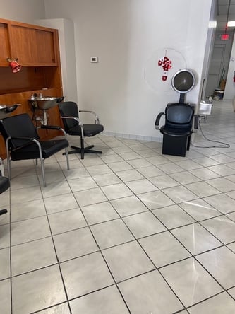 $175 weekly Booths for Rent in Eastpointe, MI- Beauty, Barber, Nail Tech, Eyebrows, Lashes