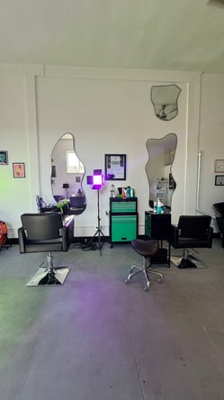 BOOTH RENT @ HARD DRESSER salon located in Barrio Logan