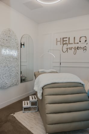 Daze Salon Suites (Private suites)