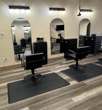 Ready-to-Run Hair Salon for Sublease- Fully Furnished Setup, Full Access